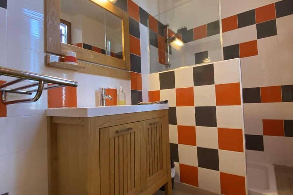 Mas almes - St-Hippolyte in Saint-Hippolyte (Languedoc-Roussillon), Côte d'Améthyste