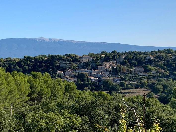 Location de vacances pour 3 personnes, avec piscine et jardin à La Roque-sur-Pernes - 2