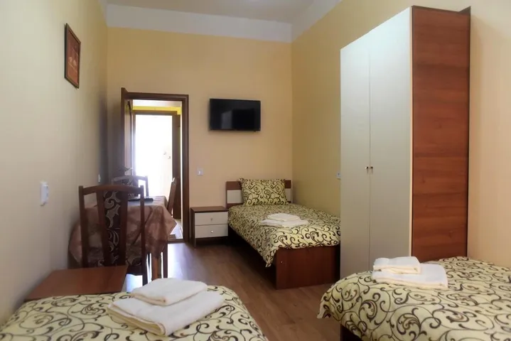 Apartamento de vacaciones para 7 personas, con jardín y vistas - 1