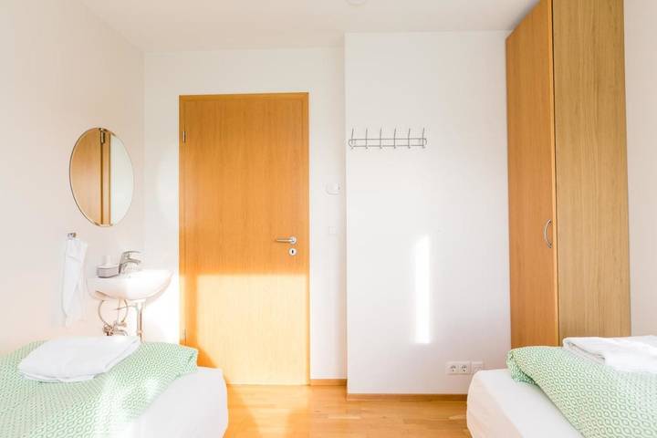 Maison d’hôte pour 6 personnes, avec jardin ainsi que vue et sauna en Islande - 3