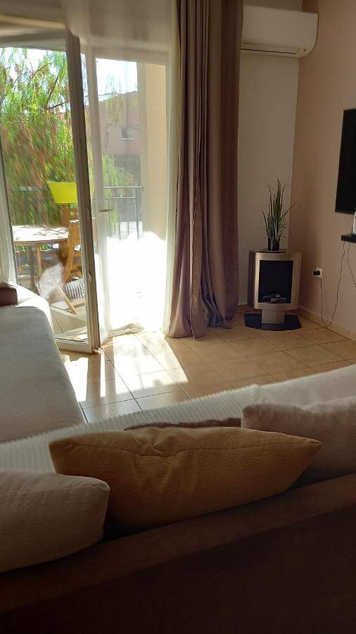 Appartement entier, Bel appartement 2 chambres in Puget-sur-Argens, Côte méditerranéenne (France)