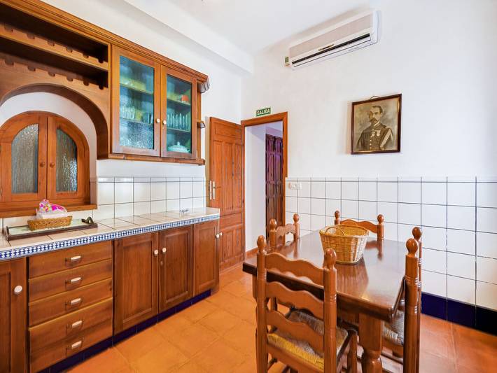 Chalet para 15 personas, con terraza y jardín, Se admiten mascotas en Castilla-La Mancha - 4