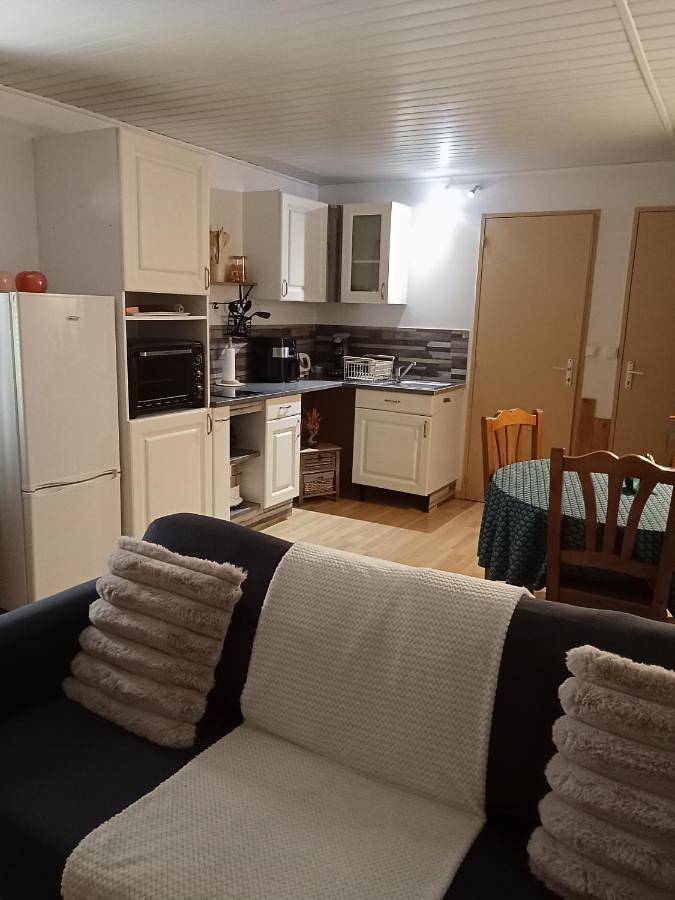 Gîte pour 3 personnes, avec jardin et vue à Saint-Pé-de-Bigorre - 2