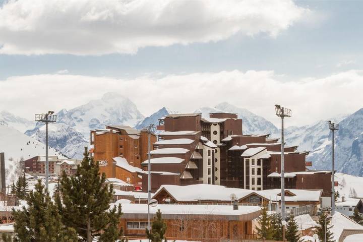 Gîte pour 6 personnes, avec piscine ainsi que terrasse et sauna, animaux acceptés dans Office de Tourisme de l'Alpe d'Huez - 4