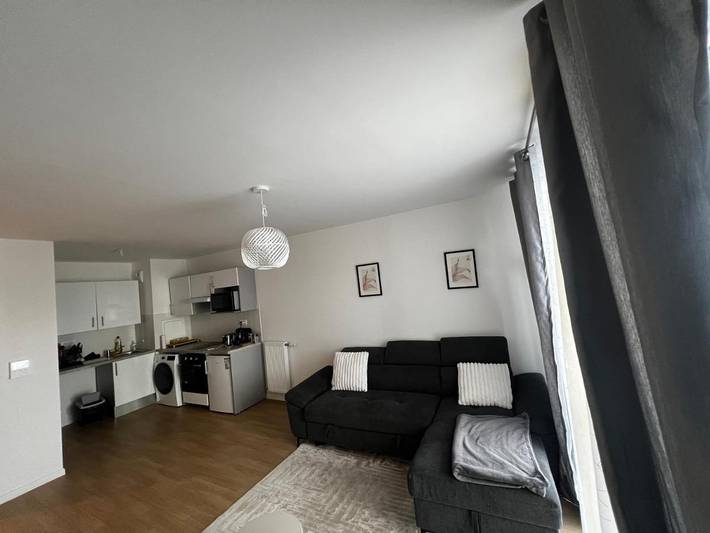 Gîte pour 4 personnes, avec balcon à Clichy-sous-Bois - 2