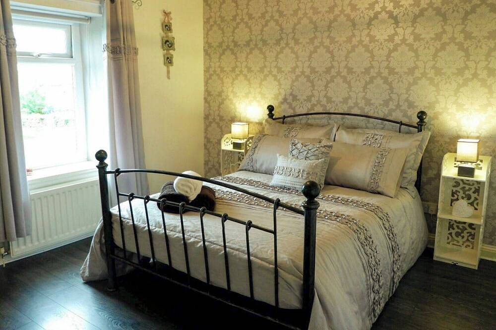 2 bedroom accommodation in Swarthmoor, near Ulverston in Lake District