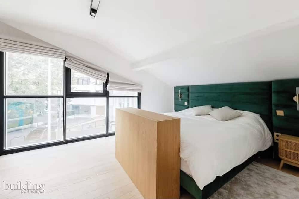 Luxury house 500m from the station in Courbevoie, Hauts-de-Seine