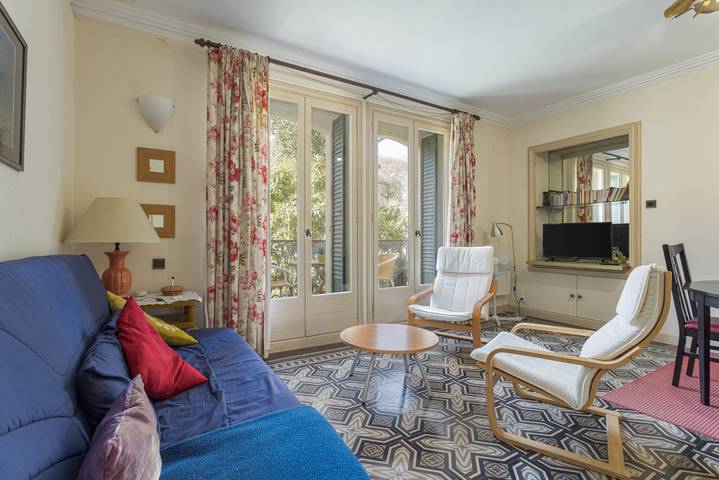 Apartamento entero, Apartamento 'Chagall - Villa Sainte' con vistas a la montaña in Amélie-les-Bains-Palalda, Región Céret