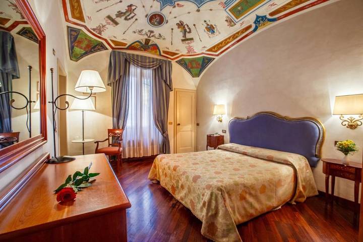 Hotel per 3 persone, con Terrazza a Perugia