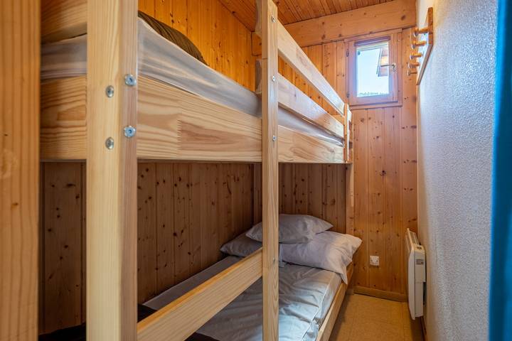 Ganze Wohnung, Ferienwohnung für 4 Personen mit Pool in Saint-Jean-d'Arves, Region Saint-Jean-de-Maurienne