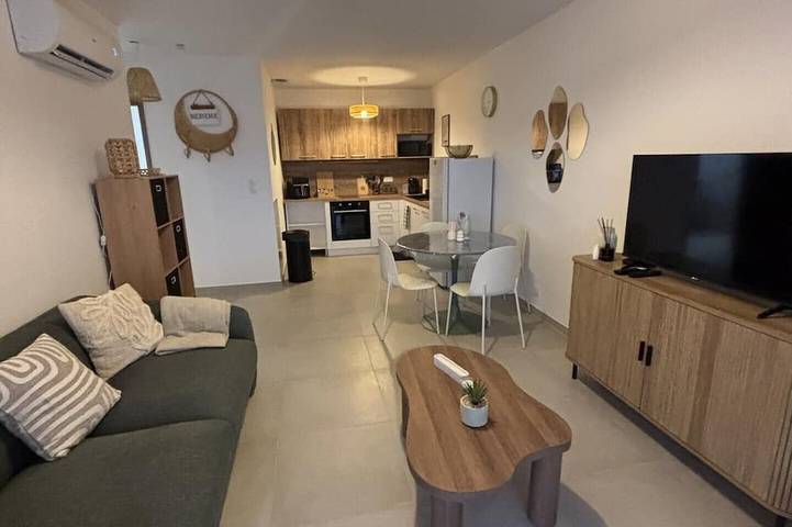 Appartement entier, Favone, appartement 2 à 4 pers, à 5 min à pied de la plage in Favone, France