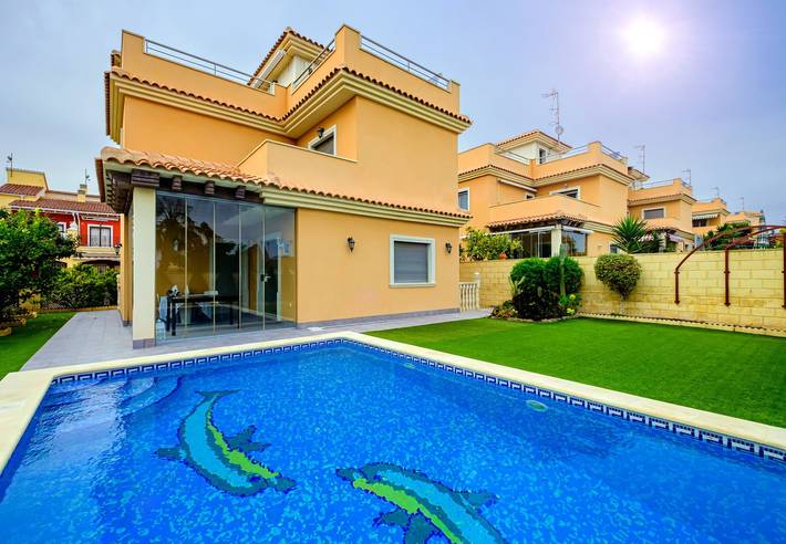 Ferienhaus für 7 Personen, mit Balkon in Torrevieja