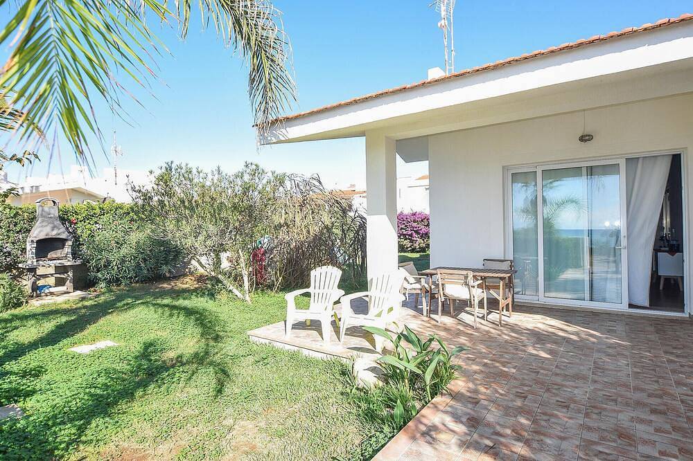 Cozy home in Santa Croce Camerina in Punta Braccetto, Santa Croce Camerina