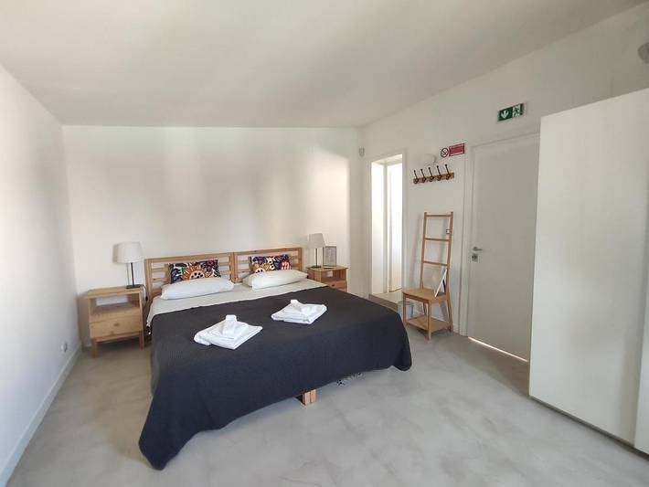 Chambre d’hôte pour 3 personnes, avec piscine ainsi que jardin et vue à Bari - 2