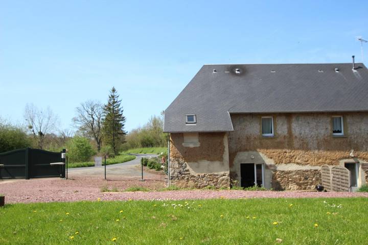 Gîte pour 4 personnes, avec jardin, animaux acceptés