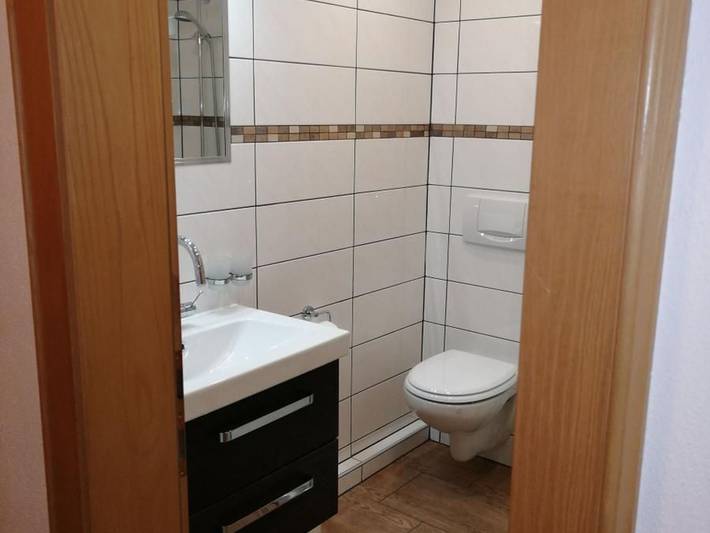 Ferienwohnung für 2 Personen, mit Balkon und Garten sowie Ausblick in Grän - 3