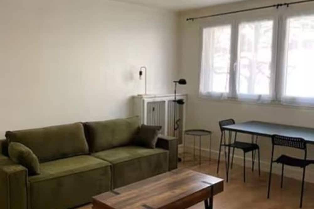 Appartement entier, Appartement lumineux à Maisons-Alfort in Maisons-Alfort, Val-de-Marne
