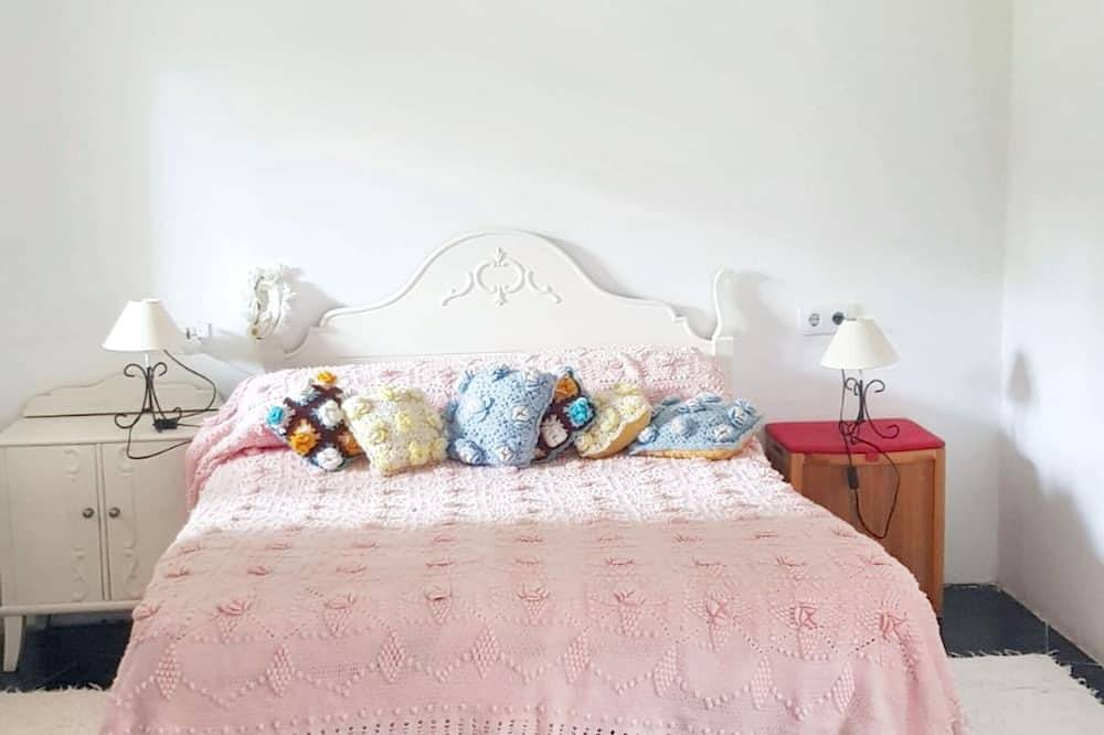 Entire apartment, Homerez - Apartment in Porriño in O Porriño, Pontevedra Province