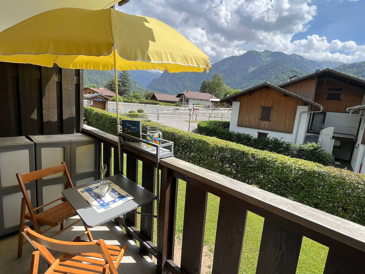 Entire studio, Studio with balcony, pets welcome - 4 guests in Samoëns, Bonneville region