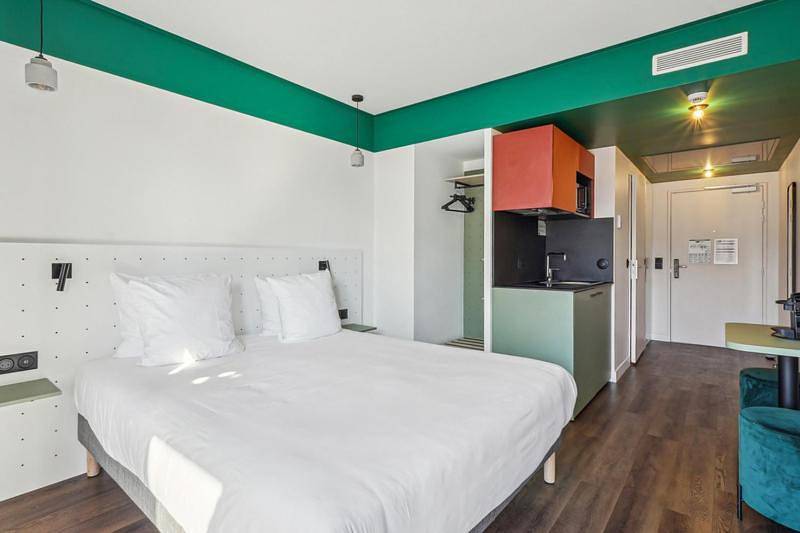 All Suites Appart Hôtel et Hôtel - Paris 13 - Porte d'Italie in 13th Arrondissement, París