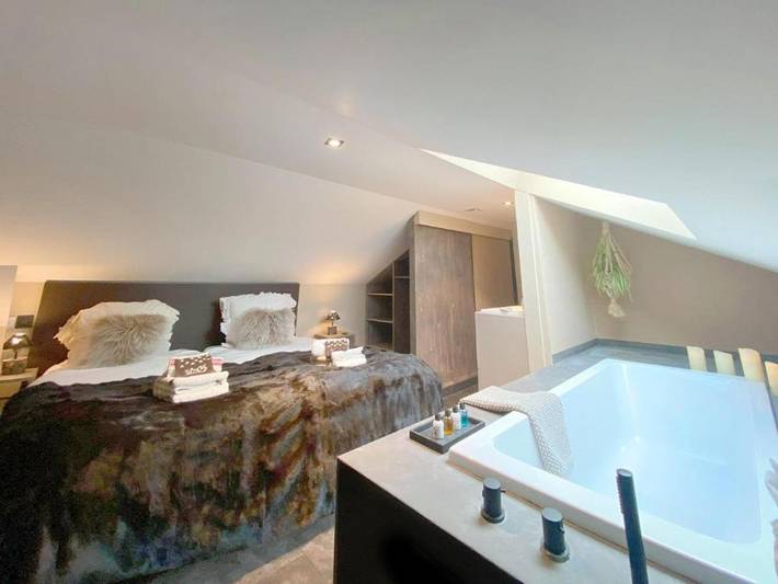 Gîte pour 4 personnes, avec jacuzzi et sauna dans Lac de Montriond - 3