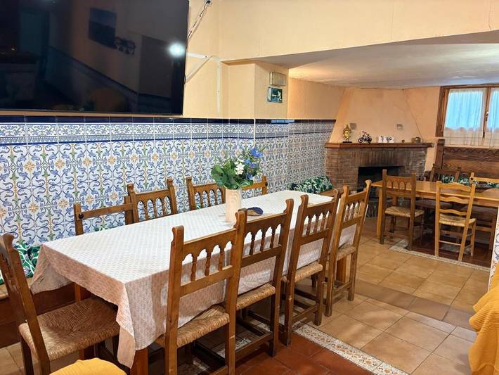 Ferienhaus für 23 Personen, mit Garten und Ausblick - 1