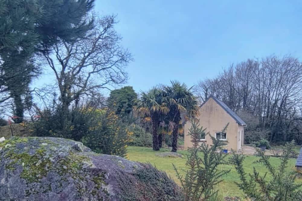 Gîte Ty unnek au cœur des Monts d'Arrée proche Huelgoat. in Plouyé, Région de Châteaulin