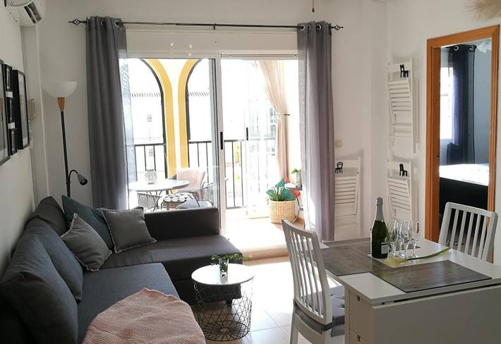 Gîte pour 6 personnes, avec bassin pour enfant et balcon à La Mata - 2