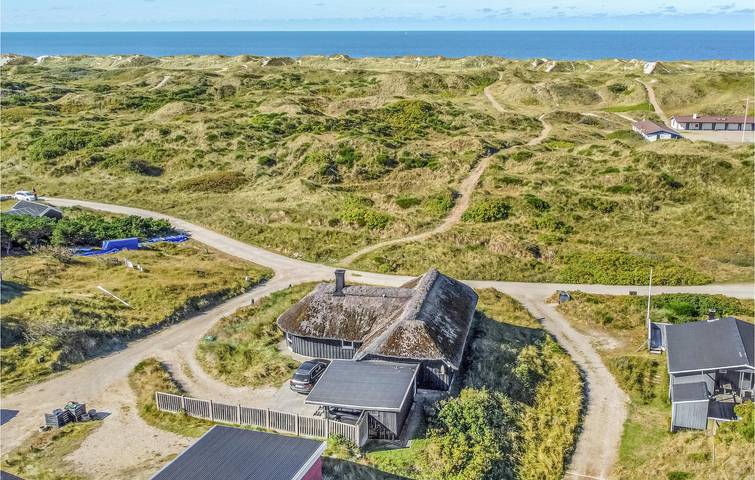 Ferienhaus für 8 Personen, mit Terrasse und Whirlpool sowie Pool und Sauna in Vejers Strand