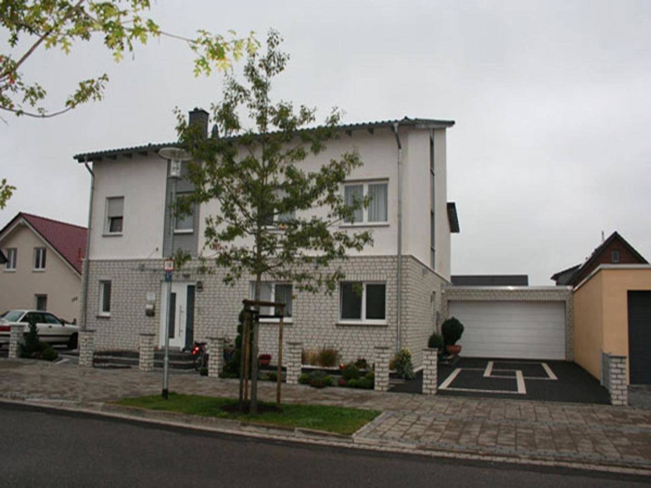 Twin Room with Shared Bathroom in Braunschweig, Braunschweig und Umgebung