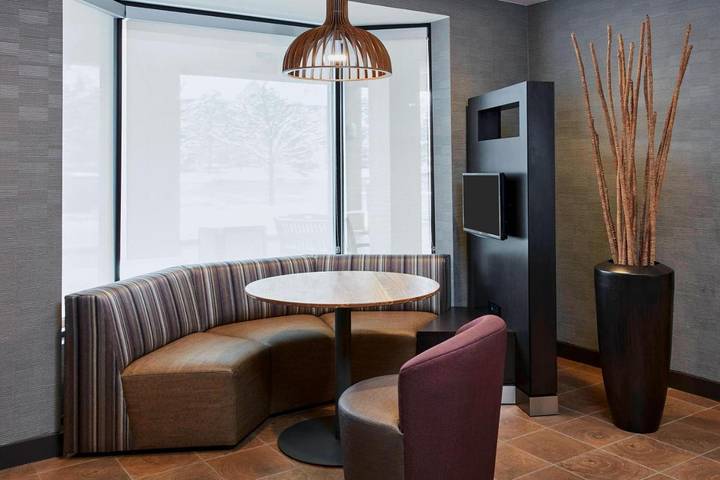 Hôtel pour 4 personnes, avec piscine