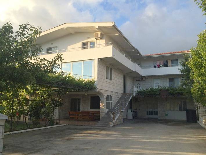 Maison d’hôte pour 4 personnes, avec vue et jardin dans Bar - 4