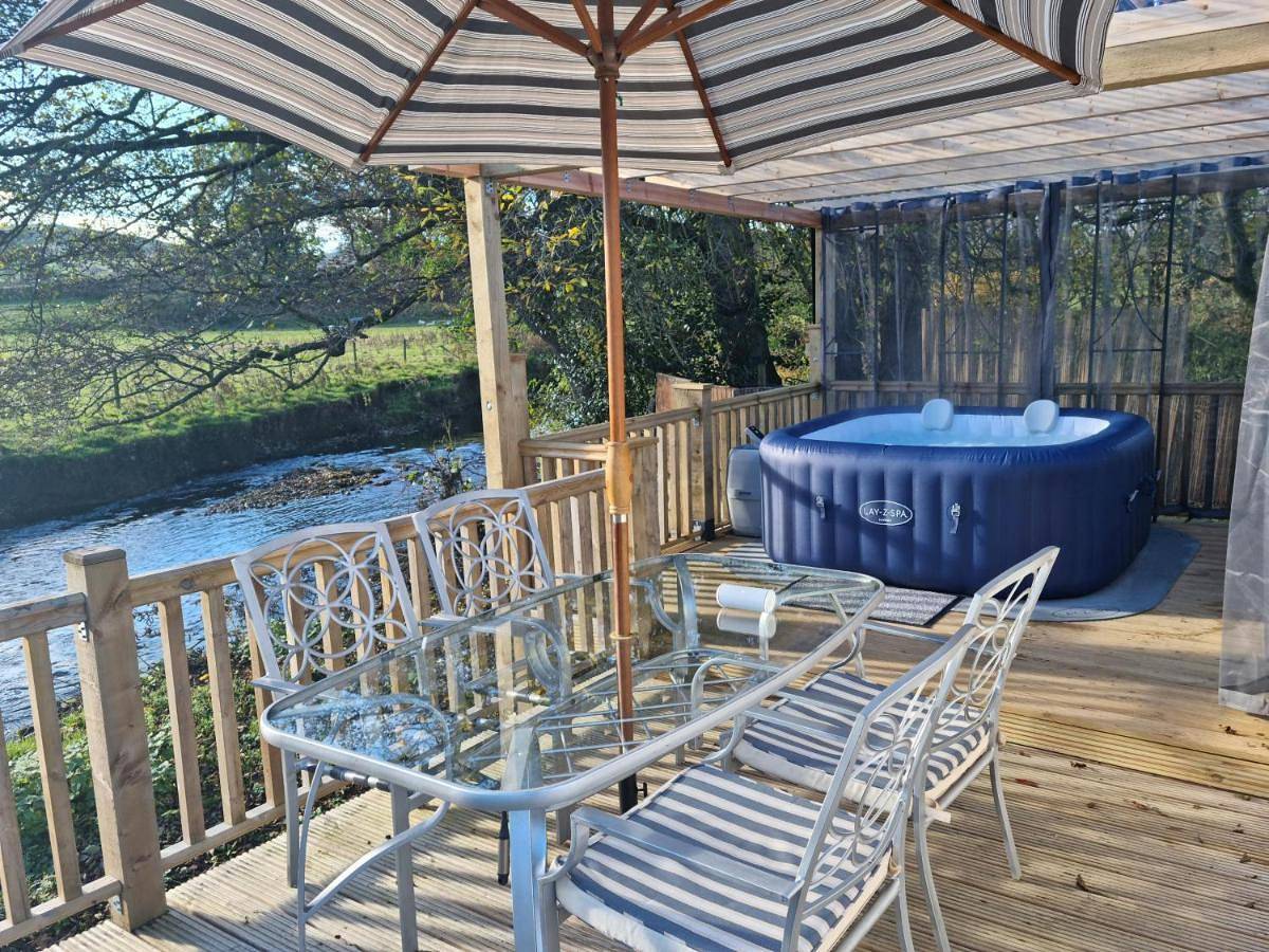 Double Room with Private Bathroom in Shropshire