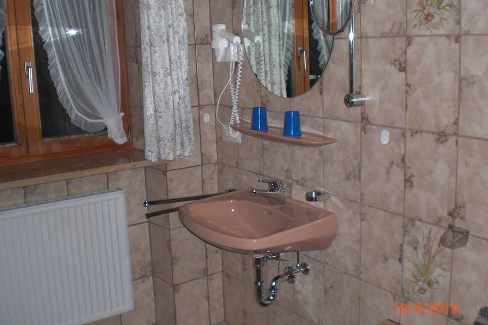 Ferienwohnung 1  50 qm - Familien-Bauernhof-Berghammer in Sonnenmoos, Rottach-Egern