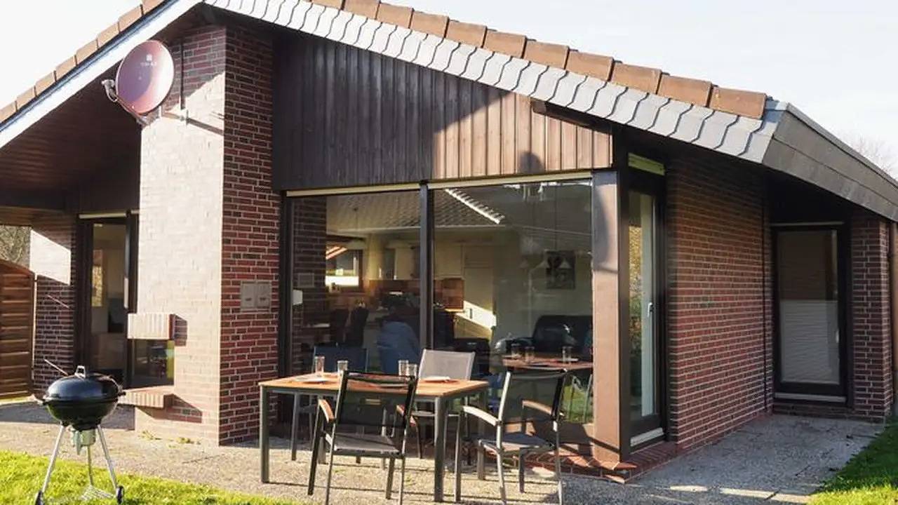 Ganze Ferienwohnung, Ferienwohnung für 5 Personen (69 m²) in Butjadingen-Sillens in Tossens, Butjadingen