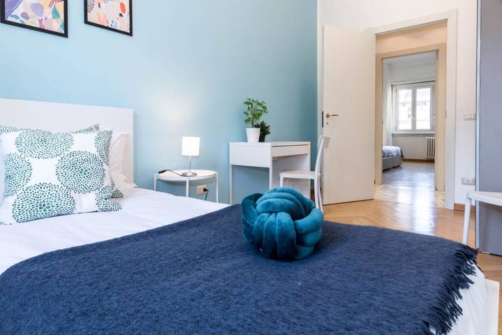 Ganze Wohnung, Ferienwohnung für 7 Personen mit Balkon/Terrasse in Mailand, Mailand Provinz