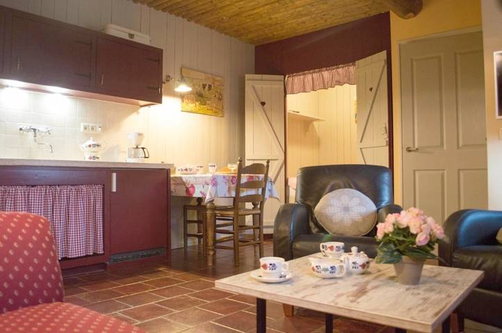 Ferienwohnung für 2 Personen, mit Whirlpool und Terrasse sowie Garten und Sauna