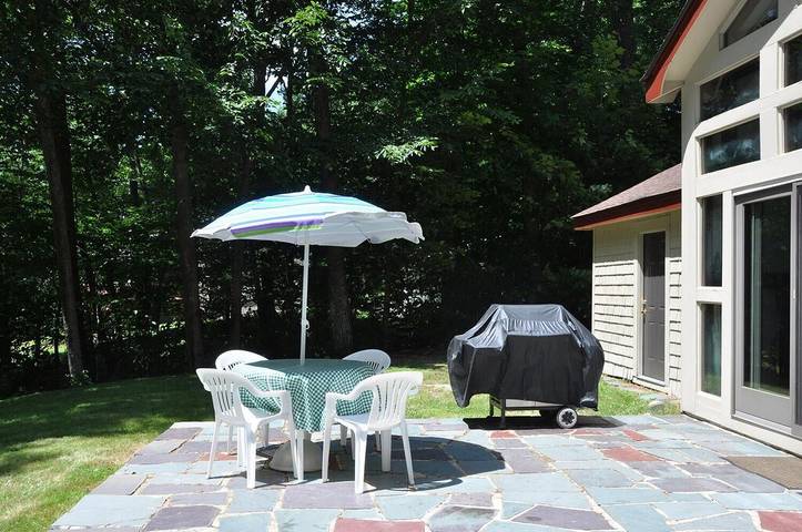 Holiday rental for 11 people, with garden and terrace in Maine