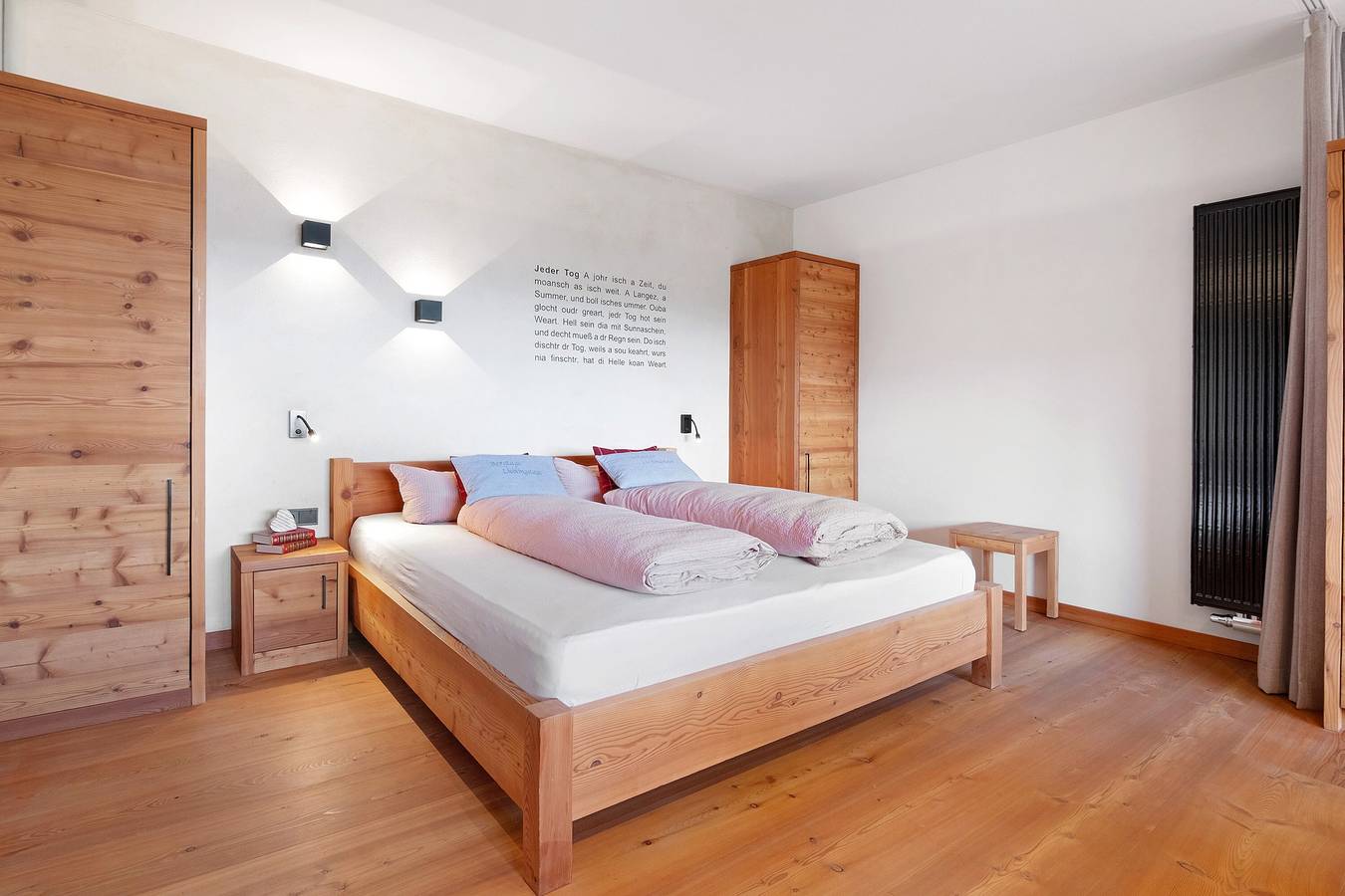 Entire studio, Studio 'Röfen Mittelröfen' with Mountain View, Shared Terrace and Wi-Fi in Schlinig, Mals