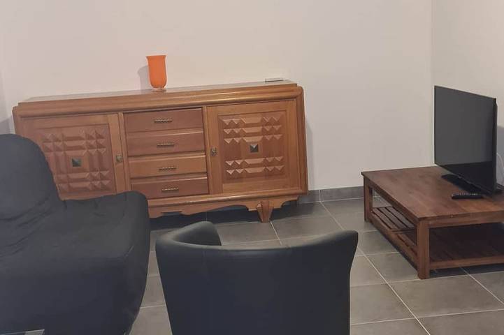 Appartement entier, Gite "La Nayade" 2 pers climatisé centre Vallon Pont d'Arc in Vallon-Pont-d'Arc, Gorges de l’Ardèche
