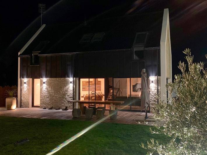 Location de vacances pour 8 personnes, avec Terrasse et Jardin dans Casino de Quiberon