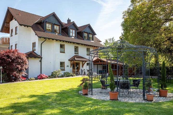 Ferienwohnung für 4 Personen, mit Garten in Salem