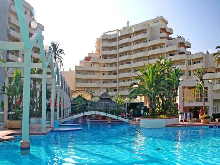 Casa rural para 4 personas, con Terraza además de Jardín y Piscina en Benalmádena - 2