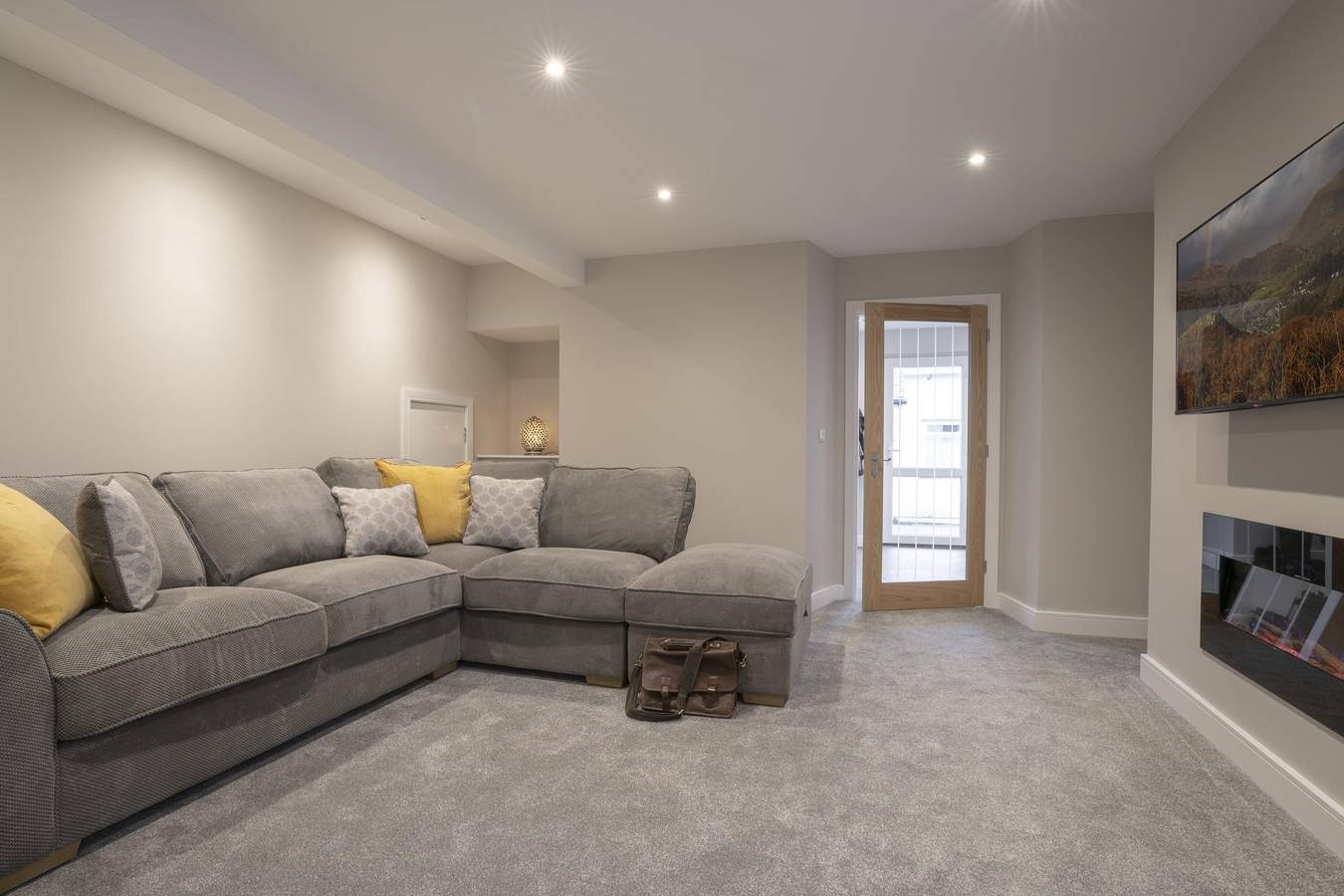 Entire apartment, The Hideaway with Cosy Fireplace by Letmestay in Ambleside, Lake District