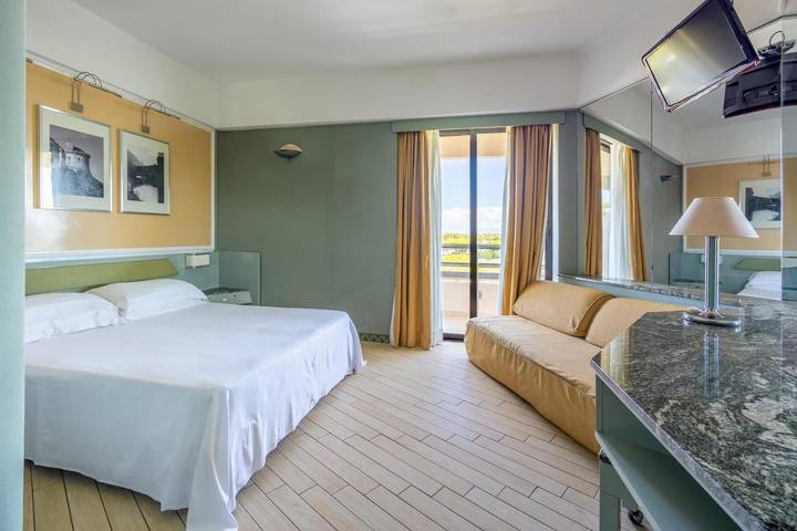 Hôtel pour 2 personnes, avec piscine et jardin à San Felice Circeo - 4