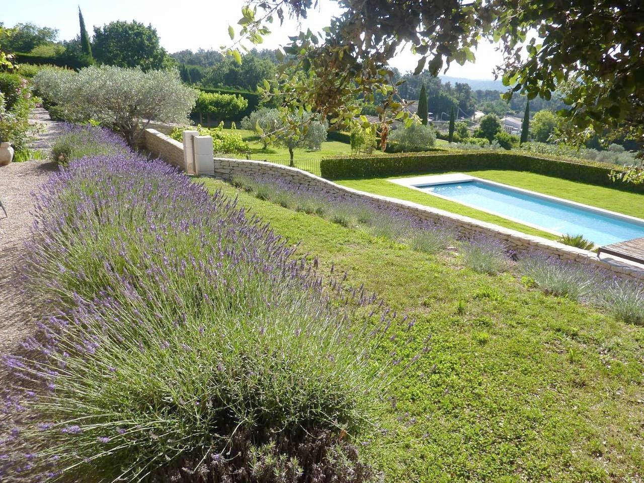 Mas des oliviers in Saint-Pantaléon, Parc naturel régional du Luberon
