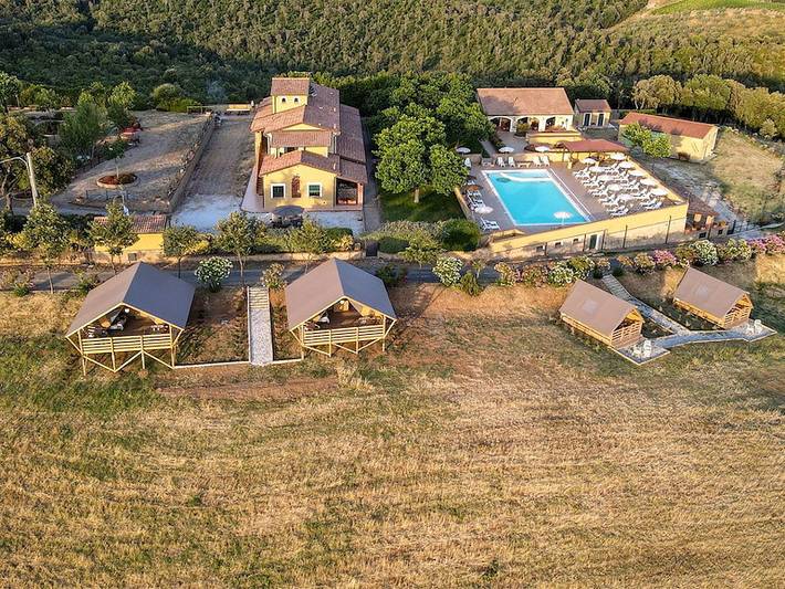 Agriturismo per 5 persone, con balcone/terrazza e terrazza a Riparbella