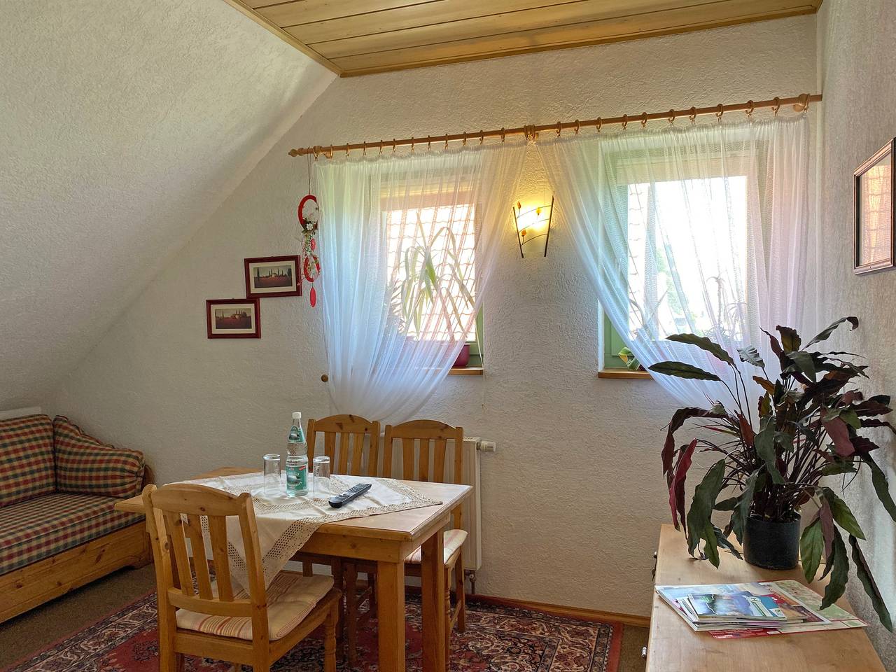 Doppelzimmer Julius mit Kinderbett in Stolpen, Elbsandsteingebirge