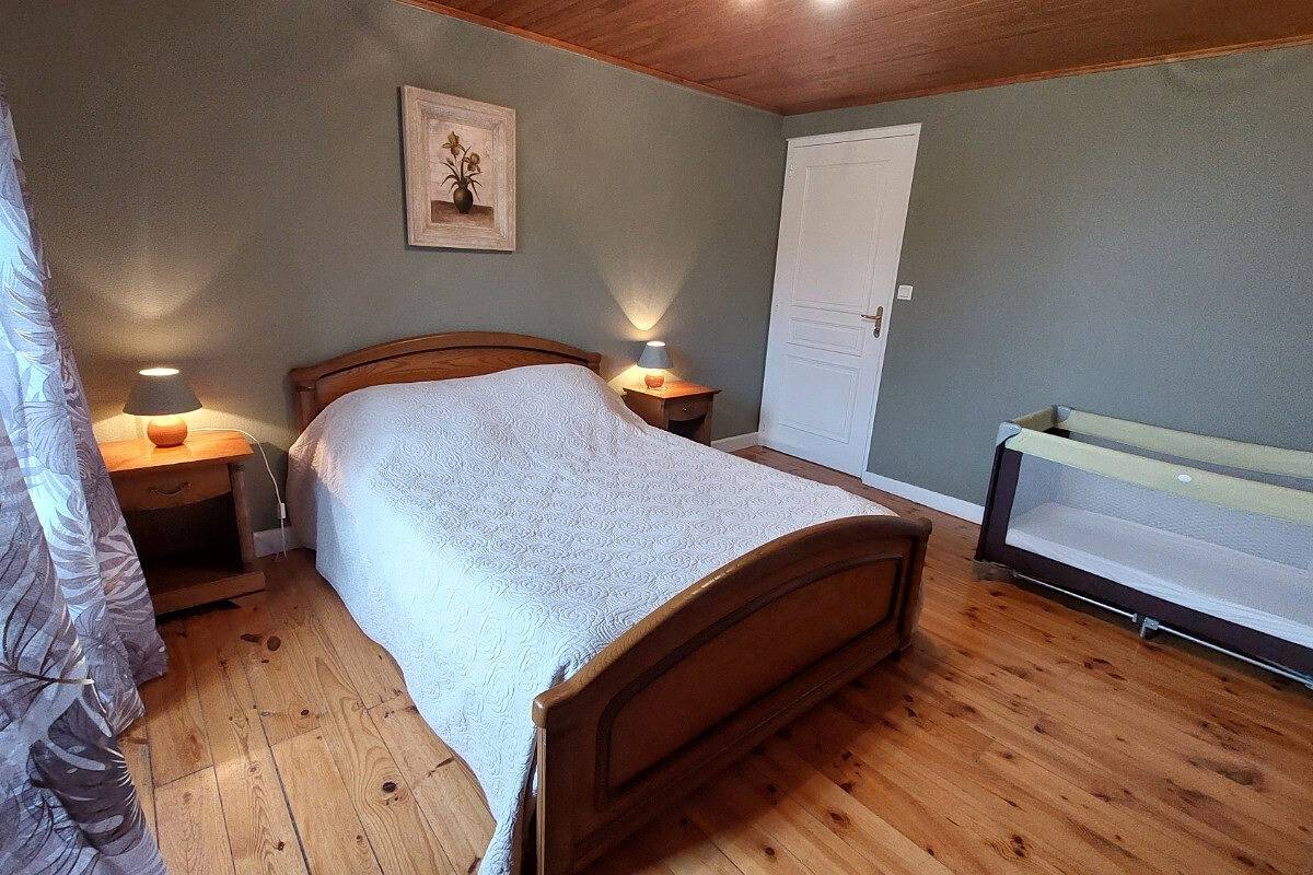 Grand gite 12 personnes proche du lioran in Thiézac, Región de Aurillac