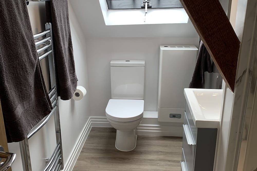 Ganze Wohnung, Glastonbury Secret Retreat - 1 Bd Split-Level Holiday Let Apartment, Sleeps 3 in Glastonbury, Somerset